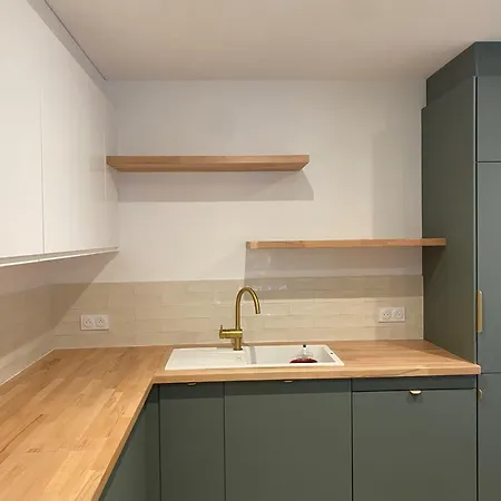 Les Hirondelles De Villa