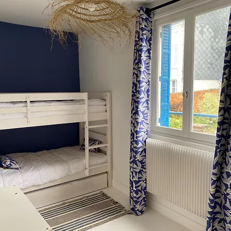 Les Hirondelles De Trouville-sur-Mer